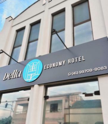 Della Economy Hotel
