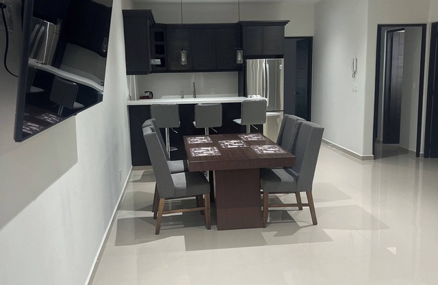 Delonix New Cozy 3-bedroom condo with WiFi & AC in Santa Cruz