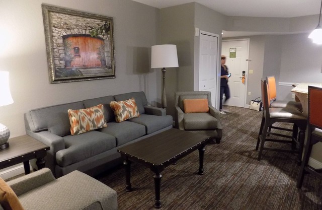 DELUXE 2 BDRM 2 BATH IN THE HEART OF DISNEY WYNDHAM BONNET CREEK