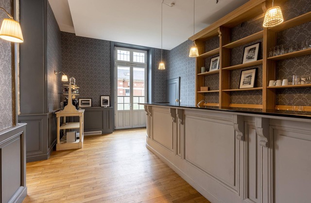 Deluxe air-conditioned studio - Maison Blanche