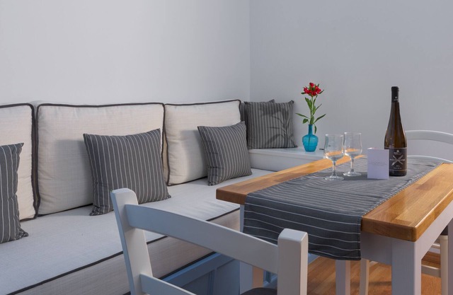 Deluxe Apartment with Private Balcony and Sea View C, Symi