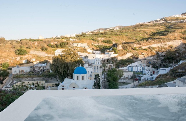 Deluxe Family Suite Erato