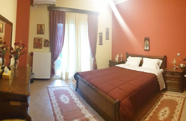 Deluxe Maisonettes