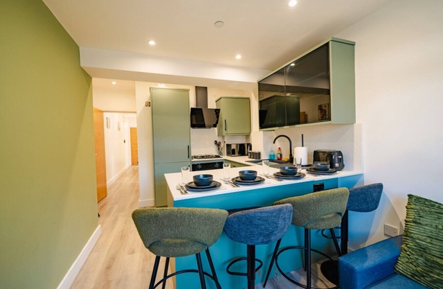 Deluxe Two Bedroom Apartment