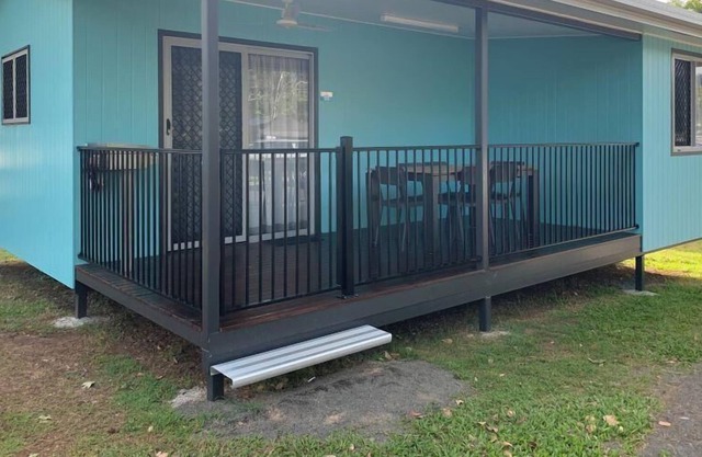 Deluxe Villa 2 BR - Fully self-contained, 1 Queen, 1 Sofa, 1 Bed