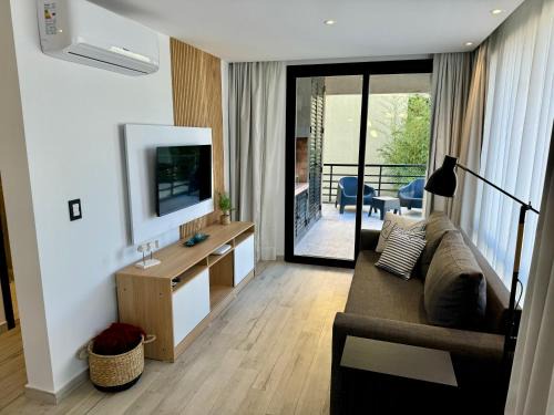 Departamento Moderno Premium con Piscina y Cochera