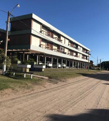 Departamentos frente al mar-Villa Gesell