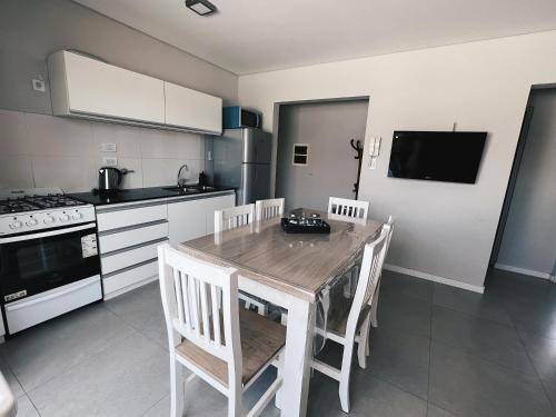 Depto B - Con Parrilla, 2 dormitorios - Departamento Aguado - Alquileres RV