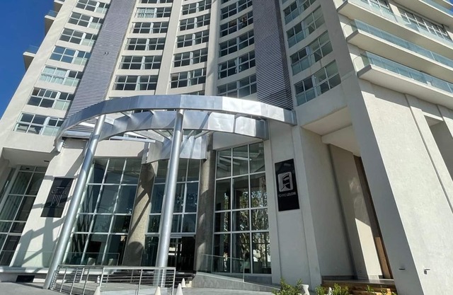 Depto de Categoría en Torre Leloir