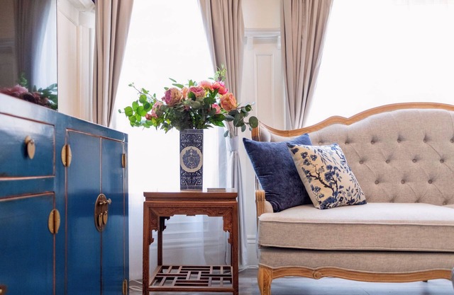 Designer 3 BR Home Vintage Tubs 2 parking, near San Francisco Bay UC Berkeley