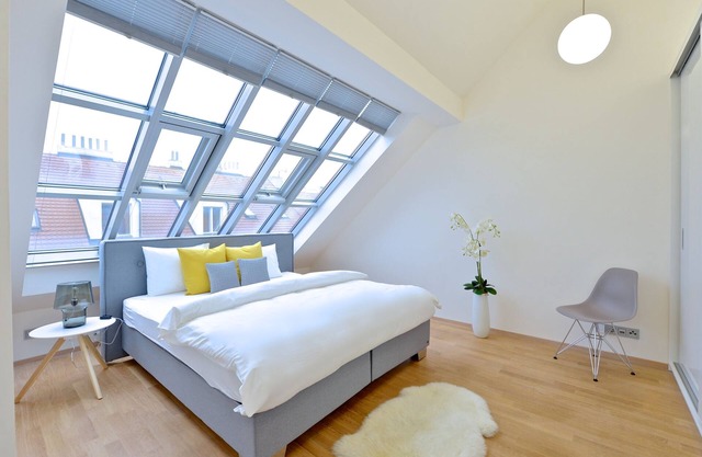 DESIGNER LOFT AT WENCESLAS SQUARE 2