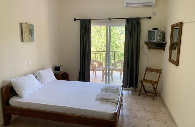 Despina Studios Raxes Ikaria # 1