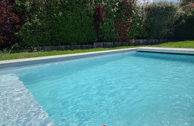 Detached house 700m2 of fenced land