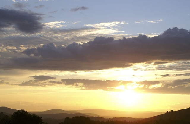 Detached property with panoramic views of the Luberon Natural Park