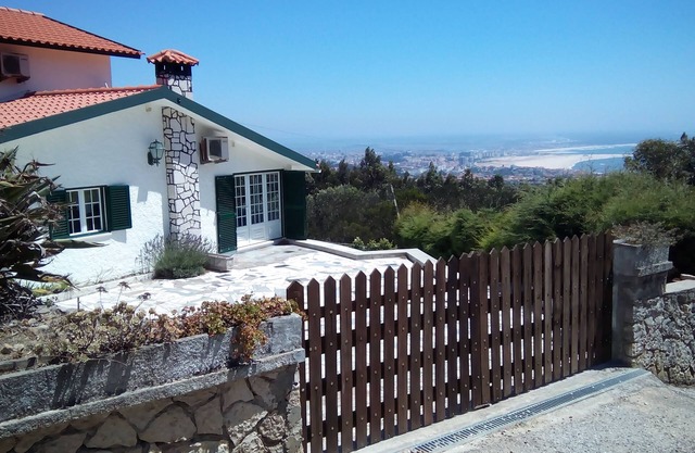 Detached rustic house with stunning views and relaxing surroundings