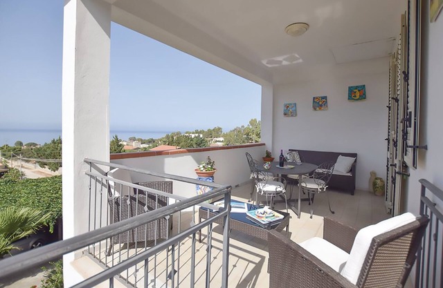 Detached villa with beautiful terrace overlooking the sea Offer 23.-31. 08 600Euro