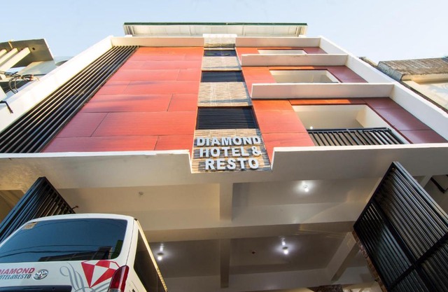 Diamond Hotel And Resto