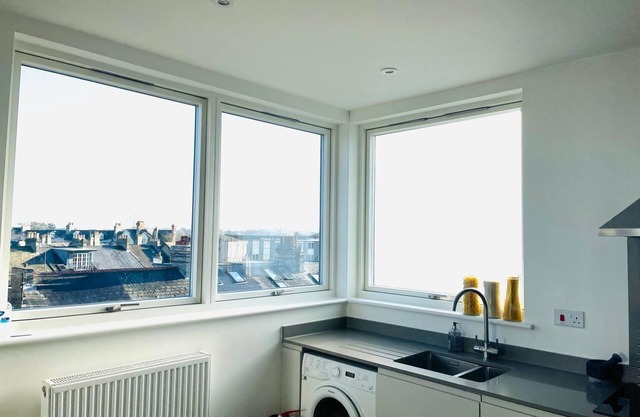 Diamond Penthouse in Cambridge