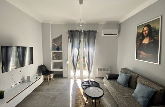 Dimofontas - Modern Renov Hub at the heart of Thiseio, Gkazi & Acropolis