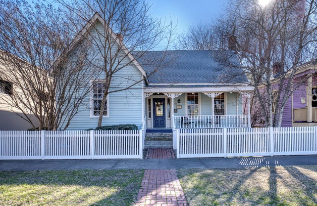 Dimon Cottage, Suite A
