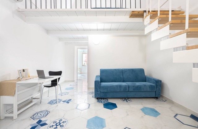 Dimore del Porto - Two Bedroom Apartment, Sleeps 8