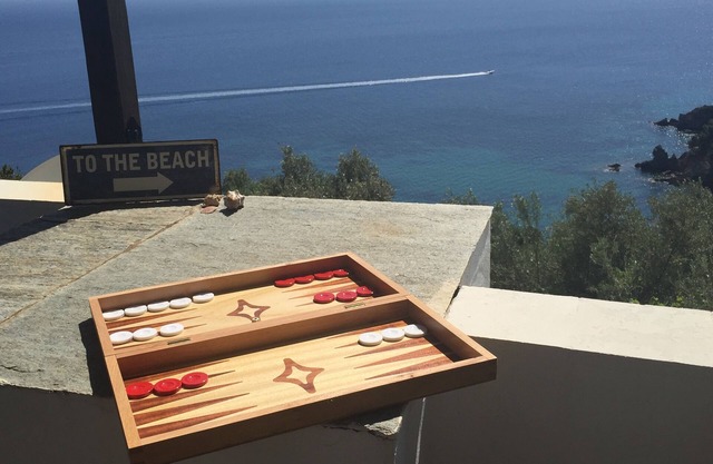 Direct beach access and stunning views