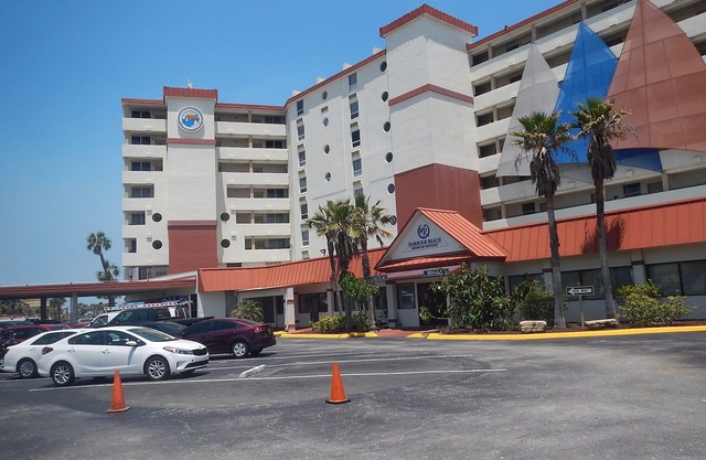 Direct Over Pool View Ocean Front LARGEST 2 Bathroom Condo with Balcony