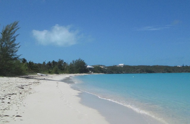 DIRECTLY on HOOPERS BAY BEACHFRONT CONDO 3bed/3Bath and STARLINK fast WIFI