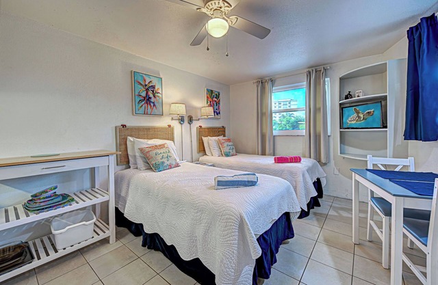 Directly on the Gulf - Unit 15 - Efficiency - Second Floor - Sleeps 2