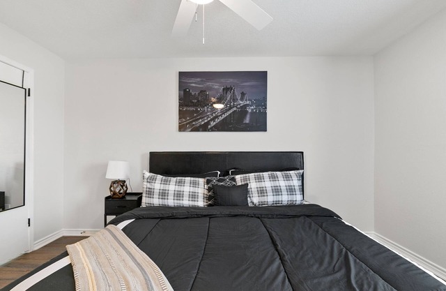 Discover Tranquil Hideaway, Your Urban OasisnnWelcome to Tranquil Hideaway.