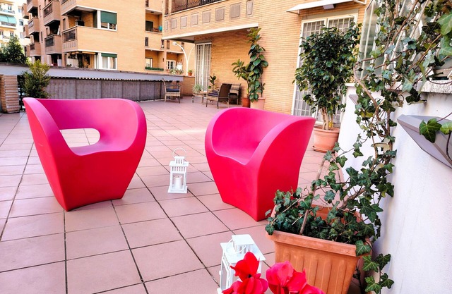 DìSìVì central apartment with terrace a stone's throw from the metro