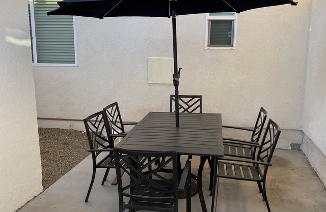 Disney&Ca Advent/5mi-Lt Saigon - Emrys