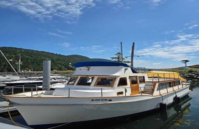 Dockside Boat Rental Suite Rosario Ocean Views