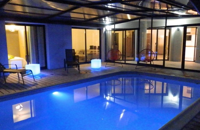 DOËLAN, Villa * 12 p, heated indoor pool, spa, sauna, billiards