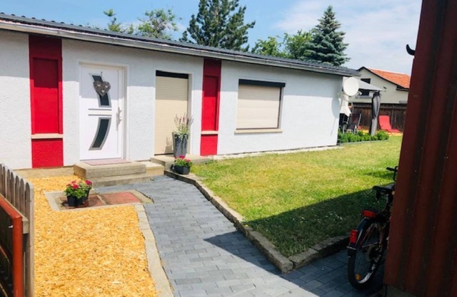 Dog-friendly bungalow in the countryside - ideal for couples and families