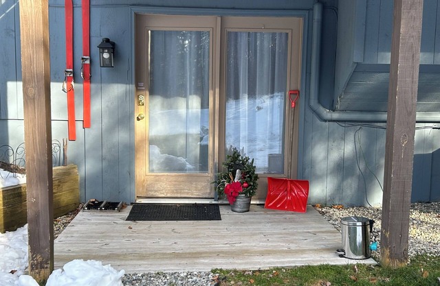 Dog friendly, near Stratton, Magic & Bromley