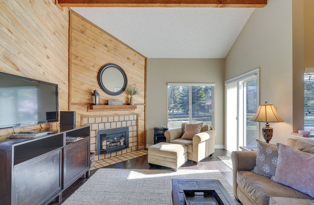 Dog-friendly Pagosa Springs Condo Near Hot Springs