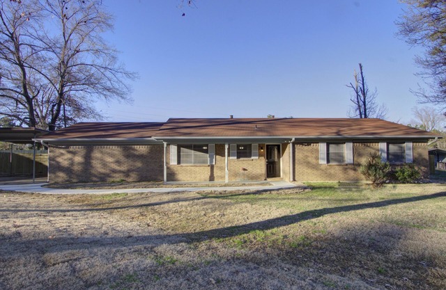 Dogwood Retreat in Texarkana