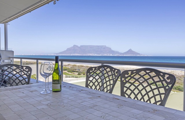 Dolphin Beach H205, Blouberg by HMH