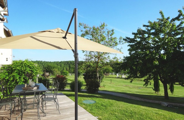 Domaine de Bel être 5 * "Furnished accommodation" Swimming pool, tennis .