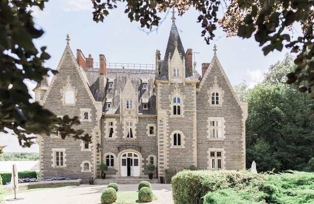 Domaine du Chateau du Val : To receive your family, friends, meetings, etc.
