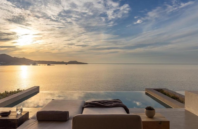 Domes White Coast Milos, Adults Only - Small Luxury Hotels of the World