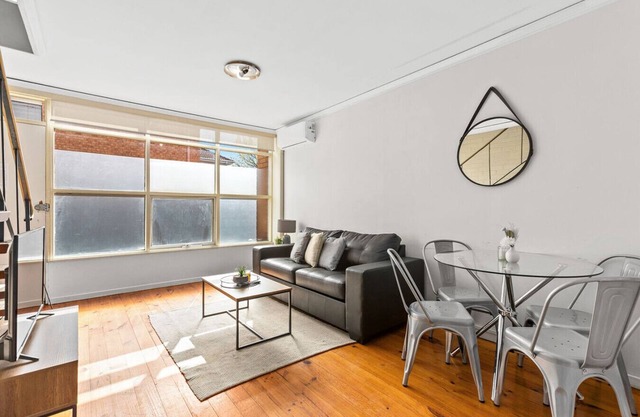 Domi Rentals - The Murra Apartments