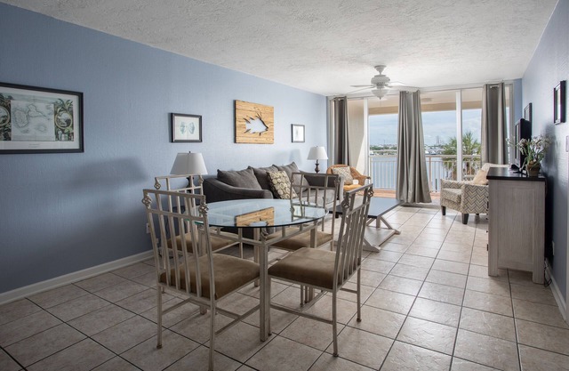 Dominica Retreat-waterfront 2BR 2BA condo w/pool & boat slip