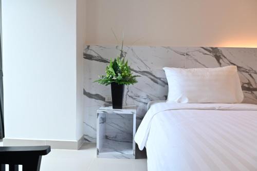 Don Mueang Place Hotel