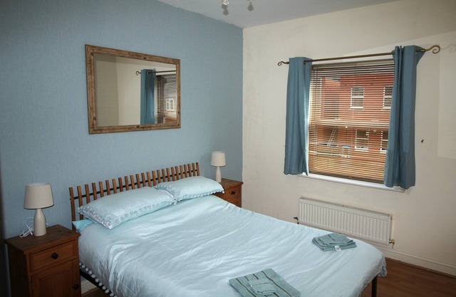 Doncaster Central Apartment Sleeps 5 Very Quiet