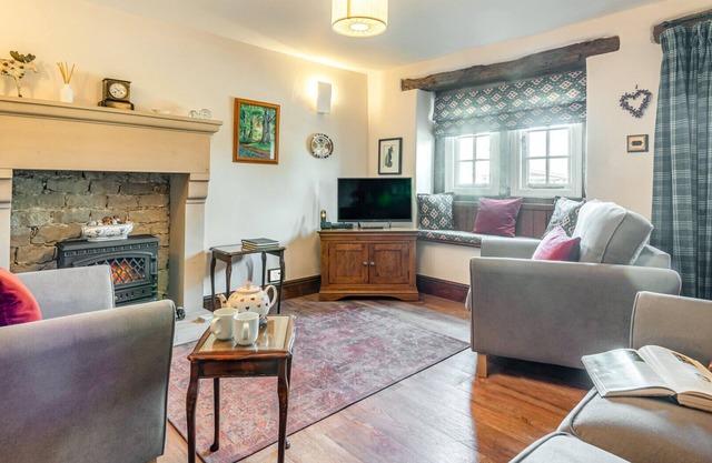 Dormy - Two Bedroom House, Sleeps 3