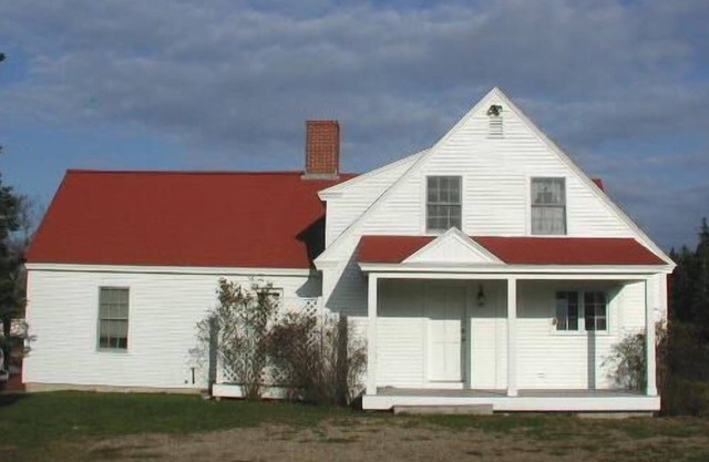 Dorsey Cottage - On a quiet cove