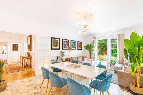 Double Apartments 220 sqm Private Garden up to 20 guests, Villa des Ammonites 0&1