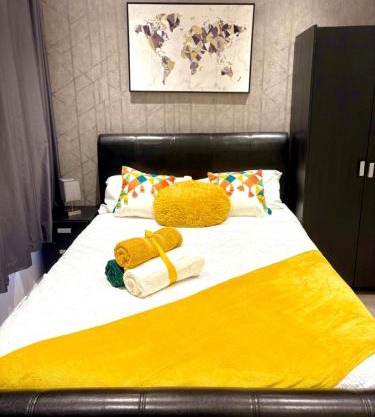 Double bed studio near airport